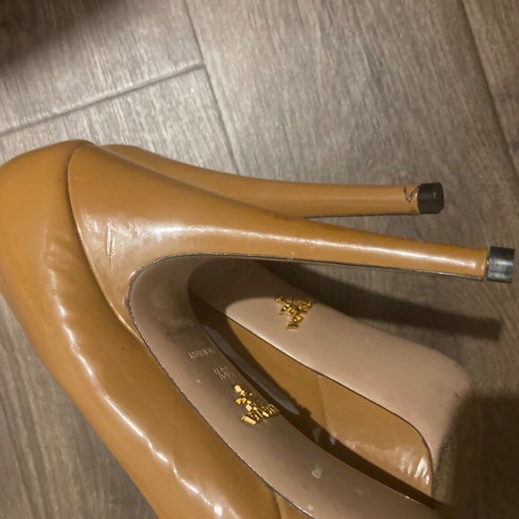 100% Authentic Prada Platform Pumps - Picture 4 of 5